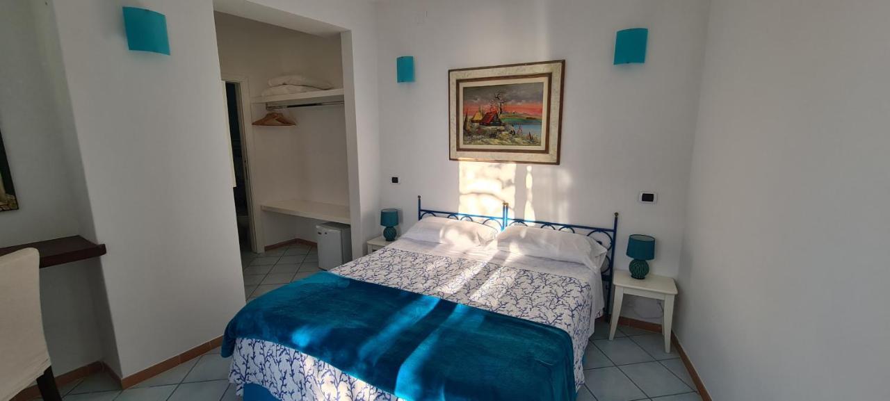 Guest House Villa Il Gabbiano Ponza Zewnętrze zdjęcie