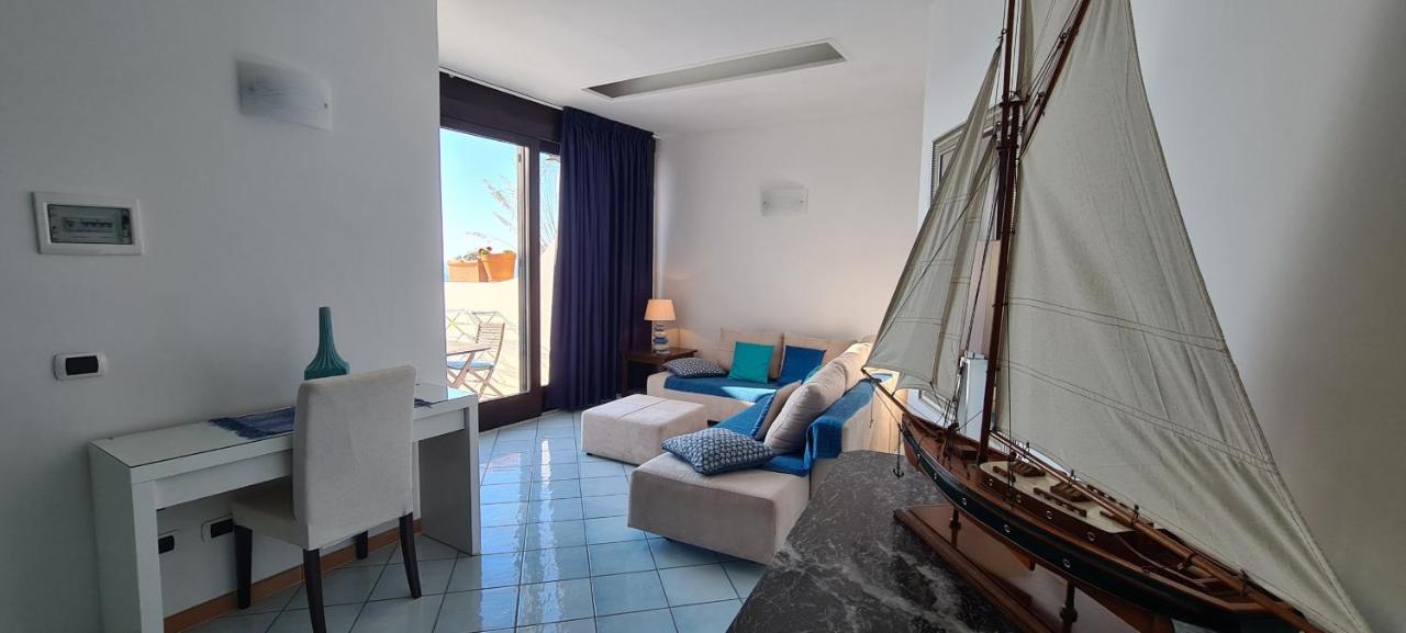 Guest House Villa Il Gabbiano Ponza Zewnętrze zdjęcie